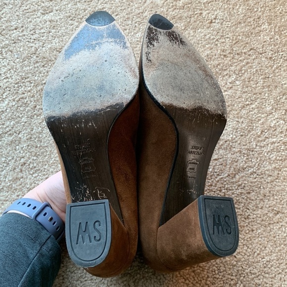 Stuart Weitzman | Stuart Weitzman Broom Tassel Suede Block Heel Pumps Shoes - Picture 3 of 8